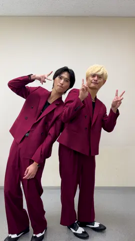 交互にアピール📸 #橋本良亮 & #塚田僚一 Ver. 9thAL『CRAZY ROMANTIC!』OUT NOW‼️ #ABCZ #CRAZYROMANTIC #ABCZ_NOMOREYOU 