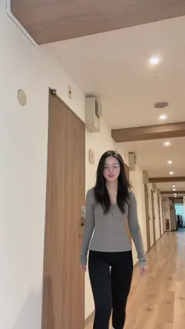 Quên mặc áo đen 😂#fyp #viral 