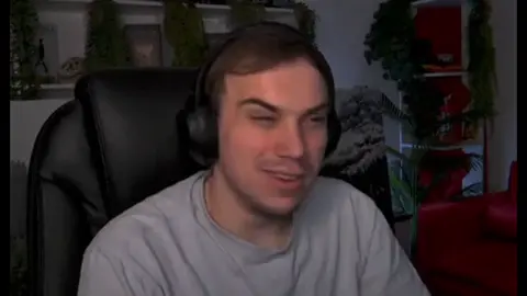 Заклинило | #sasavot #сасавот #kishkisquad #fyp 