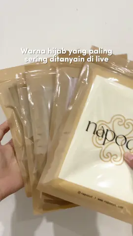Warna hijab plain paris apa nih yang lagi kalian cari??? Buruan join live napocut dari jam 8.30 sampai jam 12 malam 😉 #napocut #HijabTegakParipurna #PlainParisnapocut #hijabparisjepang #rekomendasihijab 