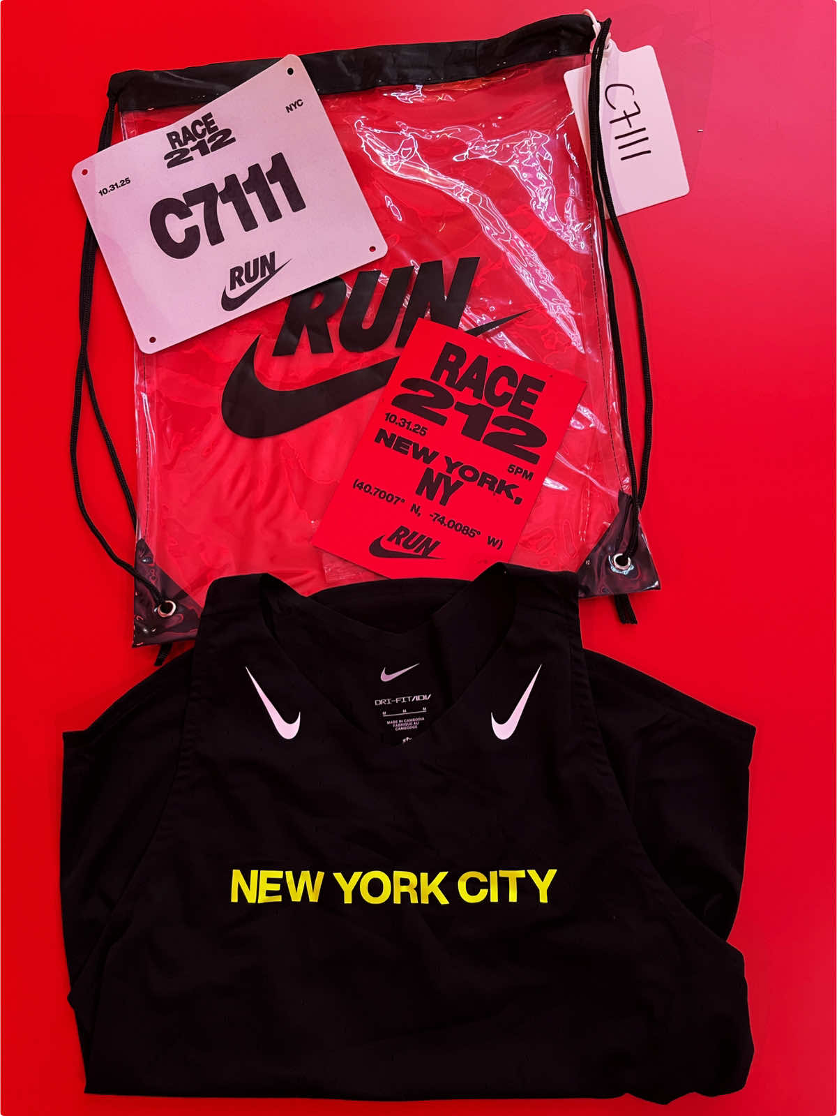 Wave check 👟🌃🏃🏻‍♀️💨 Who’s ready to run this city?! #nike #justdoit #raceday #nycmarathon #nyc @Nike 