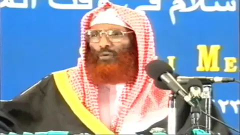 Sheekh maxamed rashaad  رحمه الله رحمة واسعة اللهم اغفر له وارحمه 