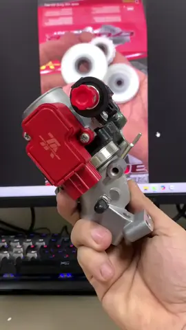 CẢM BIẾN TPS TA – GIẢI PHÁP CHO SH160 / PCX160 #TikTokAwardsVN  Hiệu suất ổn định – Tiết kiệm xăng – Đề pa mượt mà như zin 📌 Công dụng & Ưu điểm nổi bật: ✅ Thay thế hoàn hảo cho TPS zin bị hư, chập chờn hoặc sai tín hiệu. ✅ Giúp bướm ga phản hồi chính xác, đảm bảo hỗn hợp xăng – gió luôn cân bằng. ✅ Dãy vol TPS rộng hơn giúp chia nhuyễn hành trình ống ga, xe vận hành mượt – ga lên êm – phản ứng chính xác hơn. ✅ Lắp vừa khít cho các dòng SH160 / PCX160, không cần chế cháo. 🛠 Sản phẩm TPS TA được gia công tỉ mỉ – cảm biến chính xác cao, hoạt động ổn định trong mọi điều kiện. 🎯 Bảo hành 6 tháng cho anh em yên tâm sử dụng – lỗi đổi mới 1:1. 💡 Nếu xe bạn có dấu hiệu chết máy, hụp ga, garanti không đều, rất có thể TPS đã hư – thay ngay TPS TA để máy hoạt động trơn tru như lúc mới