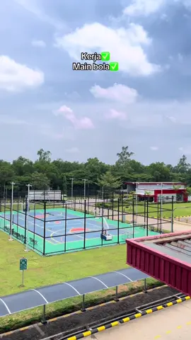 POV; olahraga di fasilitasi perusahaan                                          TEMPAT GYM ✅LAPANG BOLA✅ BADMINTON✅ LAPANG VOLLY✅ LAPANG BASKET✅ LAPANG FUTSAL✅ RUTE LARI✅ LAPANG TENIS MEJA✅ MARATON✅
