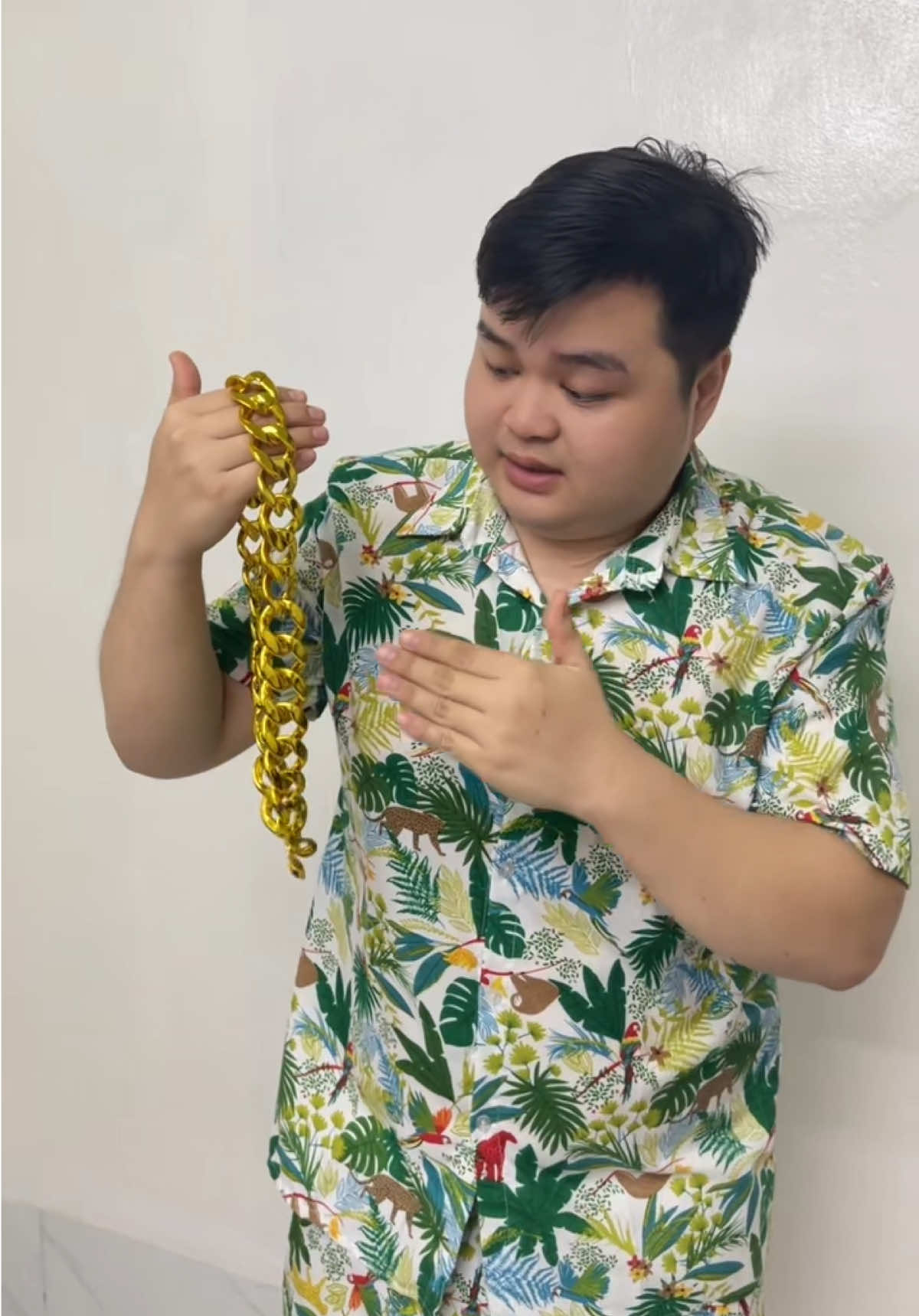 Dây chuyền vàng siêu to #nguyenquocanh #daychuyen #daychuyenvang #haihuoc #troll 