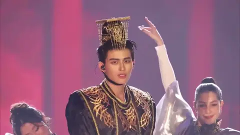 ชอบว่ะ คุณธีป่ะเนี่ย55555555555  #PondPhuwinFanconD1 #PondPhuwinFancon #ปอนด์ภูวินทร์ #PondPhuwin #gmmtv 