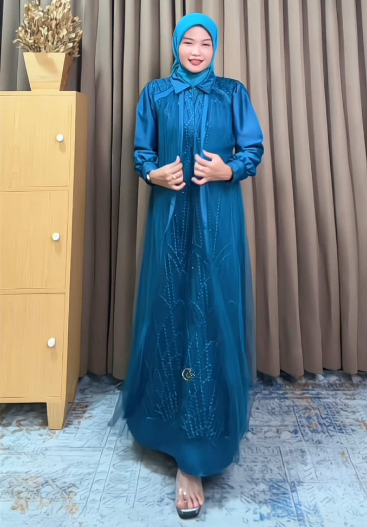 Warna Emerald Blue Cantik Parah gk Pernah Gagal ✨🦋🤩 #dress #dressbrukat #dresskondangan #dresslebaran #dresscantik 