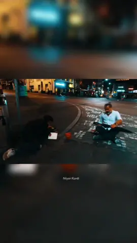 Li kuyî ez heyranê? 😌 fetisîn  کاتێک مرۆڤ لە دورری خاک و وڵات یان دووری یار و ئازیزانی خەمێکی قوڵی هەیە تووشی هەناسە بڕکێ دەبێت،   ناتوانی بە تەواوی هەناسە بدات  #niyar #kurdistan #kurdisorani #sormancî #niyarkurdî 