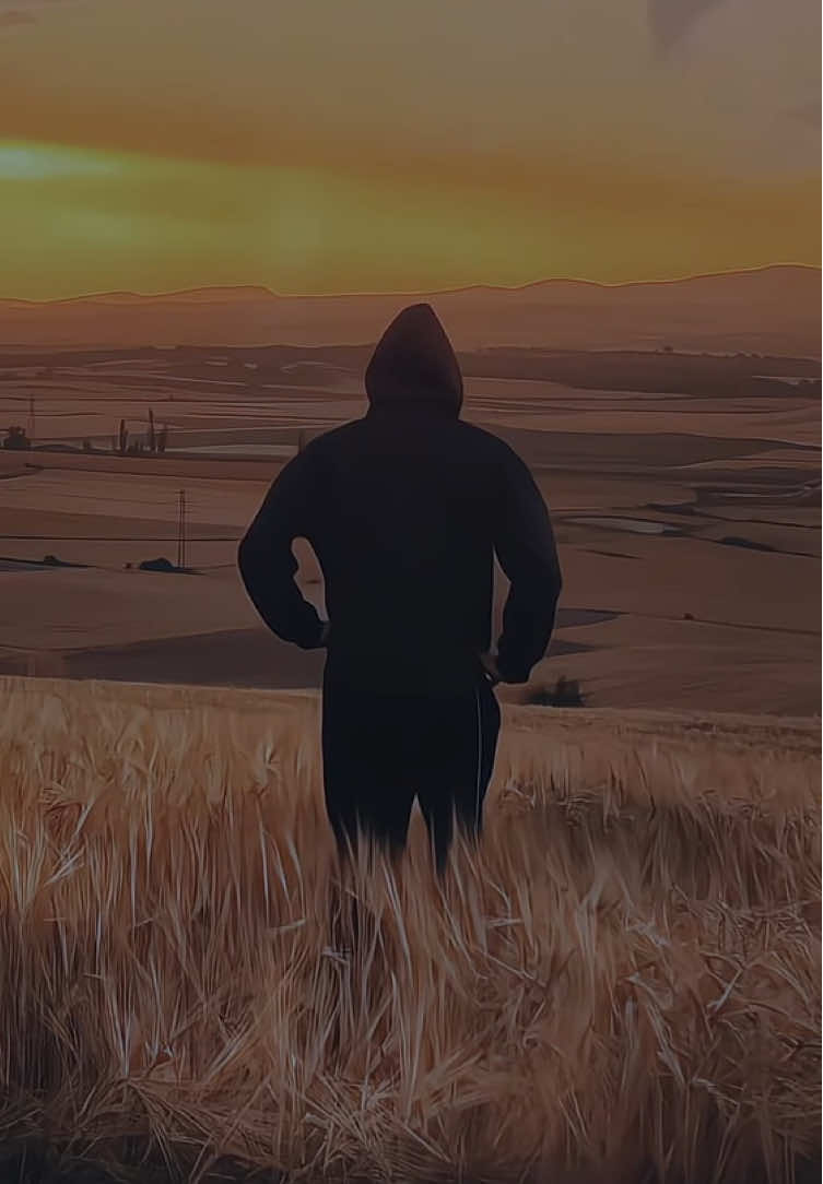 There is a graveyard in my heart with the words that have died on my lips 🖤💐…… . . . . . . . . . . #رياضة #sadvibes #motivation #workout_gym #تمرين 