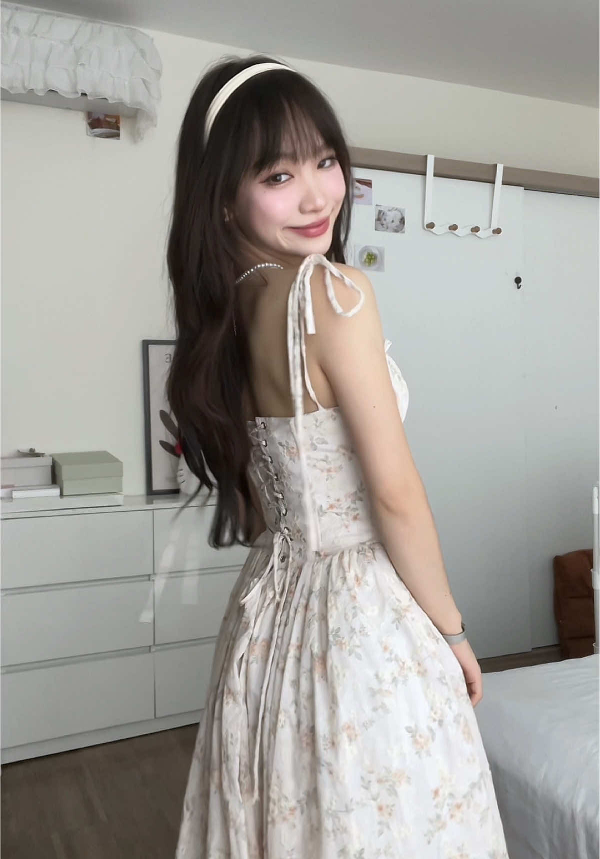 Lâu lâu mới nhẹ nhàng lại nè #fyp #touiootd #OOTD #touireview #review #outfitideas #fashion #reviewquanao 