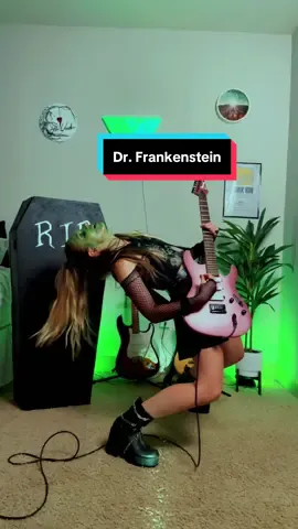 Happy Halloween! 🧟‍♀️ @weareredhook @Holding Absence #halloween #emo #alttiktok #femaleguitarist 