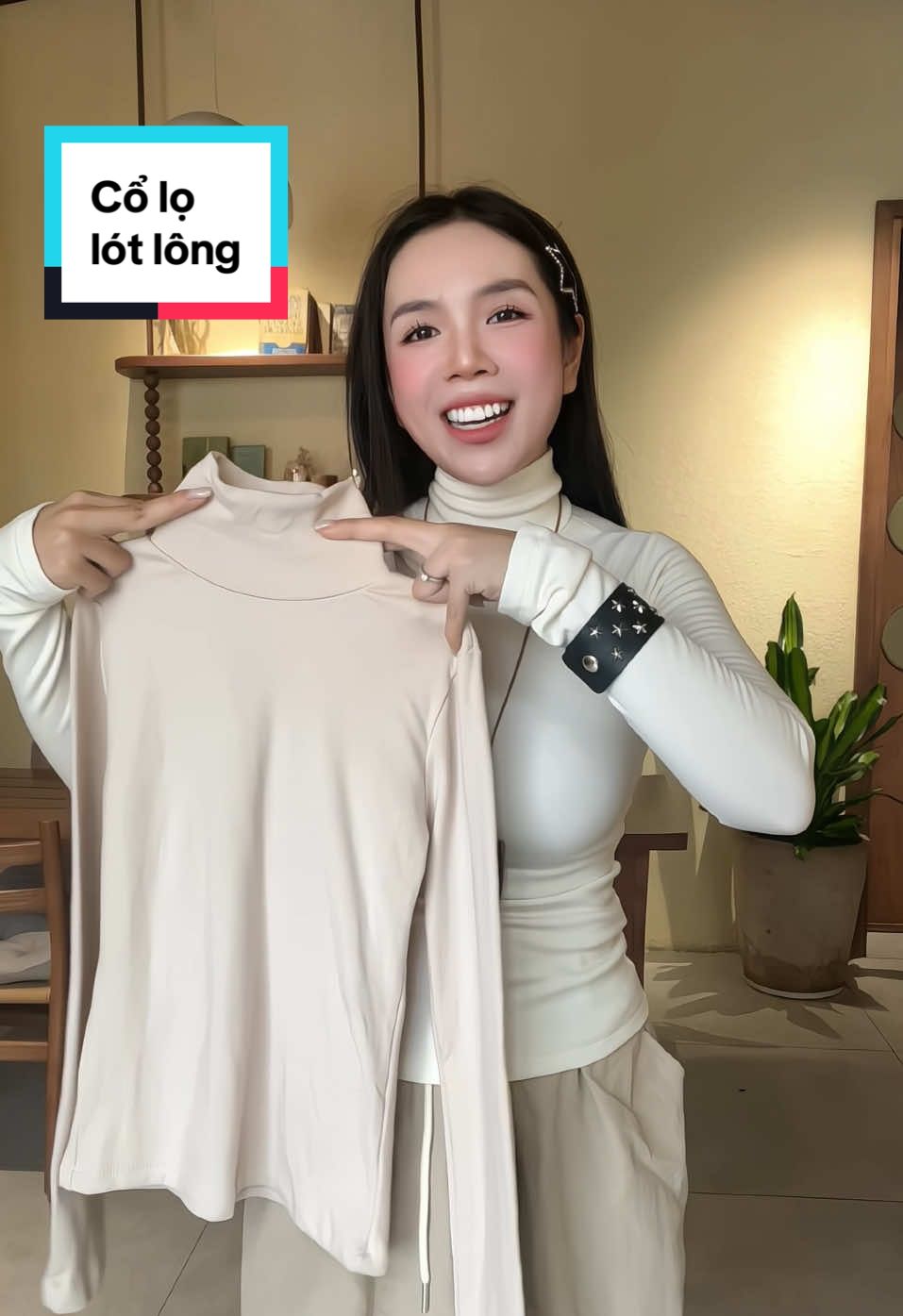 Áo cổ lọ lót toàn lông mới chống chọi được cơn lạnh ##trangchoichang25##thoitrangnu##thoitrang##aothunnudaitay##aocolo