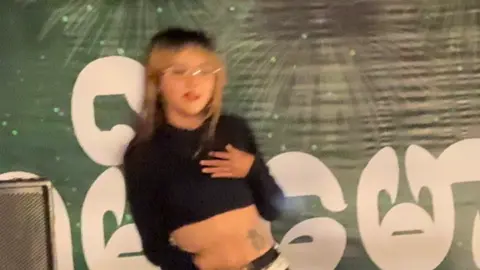 Ban Ban ကို အနီးကပ် ကြည့်စေချင်လို့  ၁၃၈၇ ခုနှစ် တောင်ကြီးတန်ဆောင်တိုင်ပွဲတော်🥳🎉🎊👏 မူရင်းကို လေးစားလျက်ပါ #fyp #foryou #ti̇ktok #တောင်ကြီးတန်ဆောင်တိုင်ပွဲတော်2025 