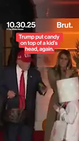 Donald Trump placed candy on top of a child’s head during his White House trick-or-treating event on Thursday, October 30th, a nod to his 2019 viral moment when he and Melania did the same with a child dressed as a Minion. #DonaldTrump #Halloween #WhiteHouse
