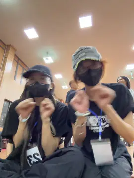 Trốn trốn @Tiramisuu @Kẻ Huỷ Diệt Híp Hốpe @🥕 @Hùng Cường Bùi <dc: @Thư Thor ᐢ. .ᐢ >