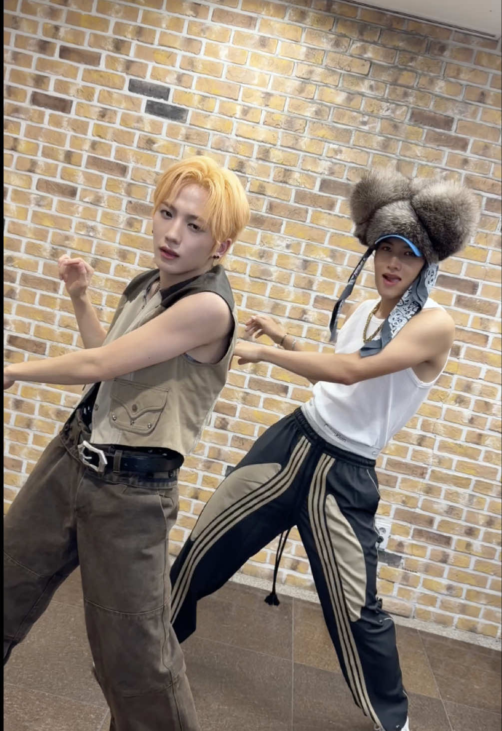 𝙏𝙍𝙊𝙋𝙃𝙔 check my 🏆 싸이커스 민재 선배님! #xikers #MINJAE #82MAJOR  #CHOSEONGIL #트로피챌린지 @xikers_official 