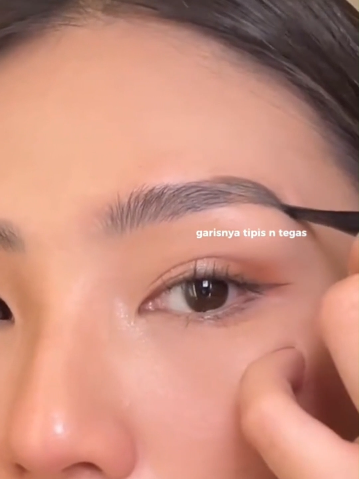 #otwoo #otwooph #otwoophbeauty #makeup #makeuptutorial #eyebrow #browpencil