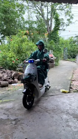 Áo mưa này ichkỷ thiệt mấy bà ơi #aomuaichky #aomua #aomuamotnguoi 