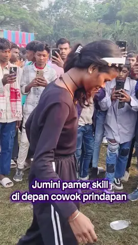 Jumini pamer skill di depan cowok prindapan  #vrindavan #prindapan #prindavan 