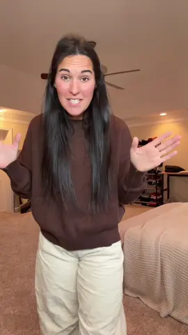 The perfect oversized sweater doesn’t exi— wait, yes it does. 🫶 Soft, slouchy, and so easy to throw on with jeans or leggings. It’s giving cozy without even trying. 🤎 #CozyVibes #FallOutfit #SweaterWeather #AffordableFind #EverydayStyle