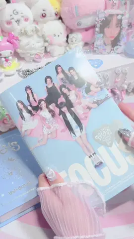 FOCUS˖ ࣪⊹ Photobook ver. 開封♡ #hearts2hearts #h2h #アルバム開封 #unboxingalbum #kpopfyp 