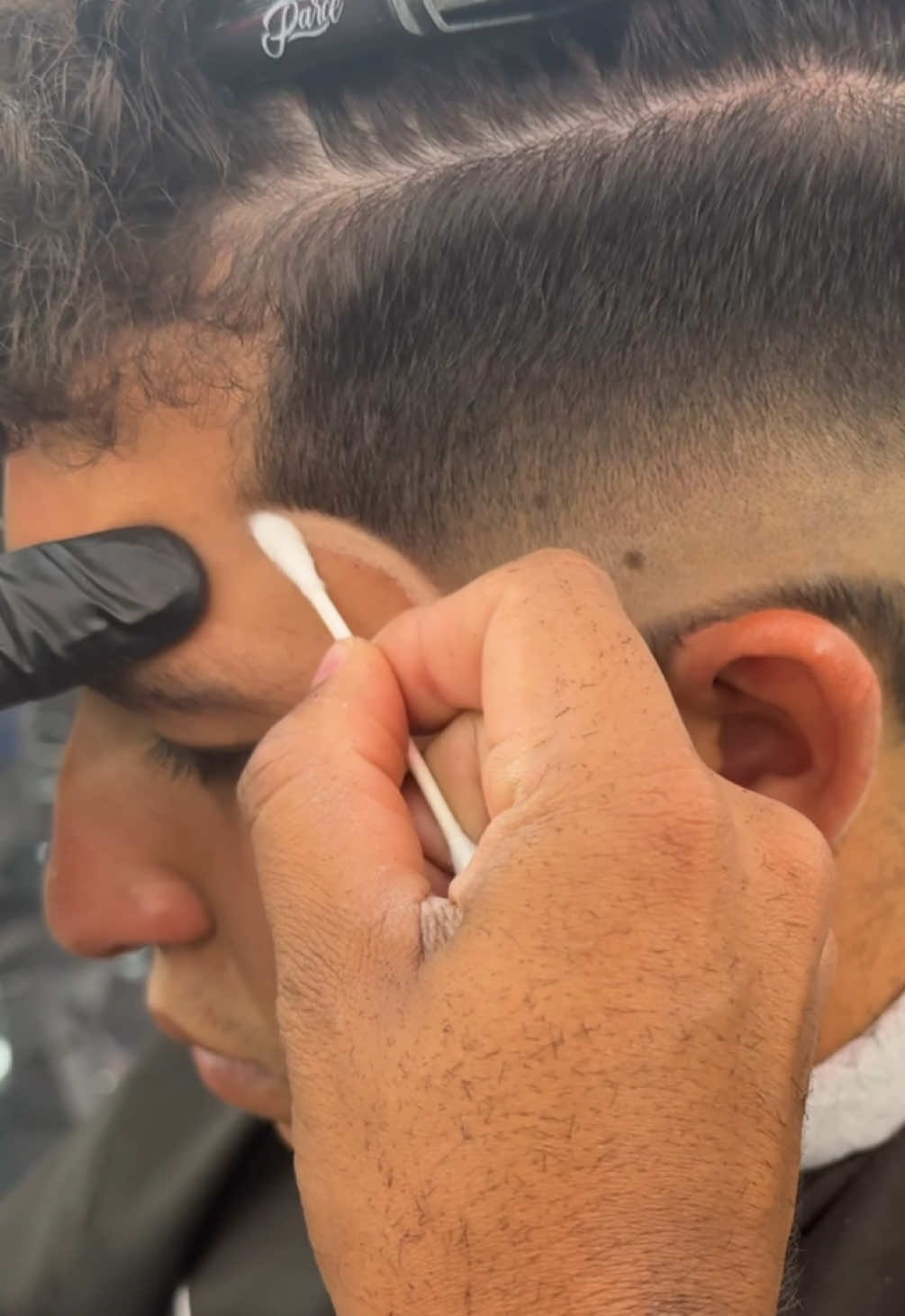 رياكشن على حلاق روعه @LeoStyleHD بطريقه  السهلة والفعالة  لتدريج الشعر 3D. مشاهدة ممتعة. #lartistecoiffeur #barbershop #barber #الحلاقة 