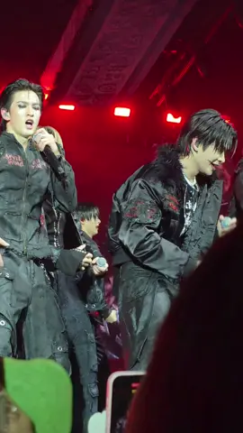 บัสอย่าล้อบ๊อบ 555555555 #THAIchayanon @THAI BUS  #EnchantedFest2025xBUS 