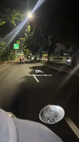 @mellyleeofficial #trending #melilee #lagudangdutterbaru #kamuistimewa #fyp 