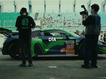 HE'S 10/10 🔥🔥🔥 #wangyibo #yibo85 