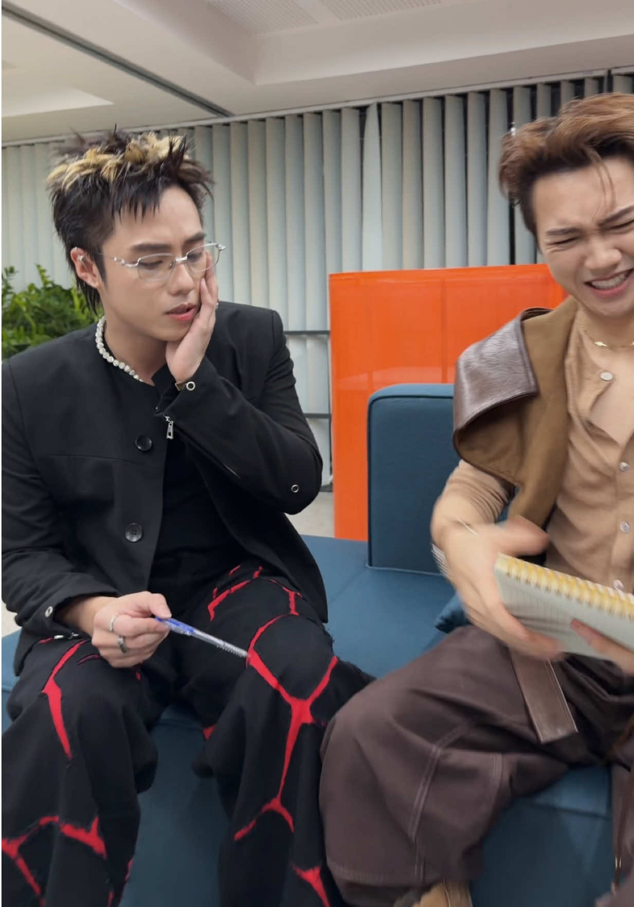 Sếp lóng tính vậy sếp ơi… em hứa sẽ làm tốt hơn mà @JSOL 