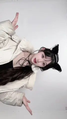 ハロウィン＾＾🤍最後ポーズどんなのか忘れてとまどった(._.`)