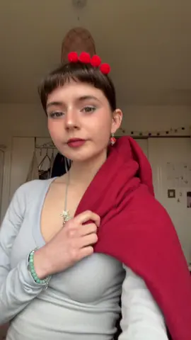 Very low budget iggle piggle. Just waiting for Daisy to arrive😝