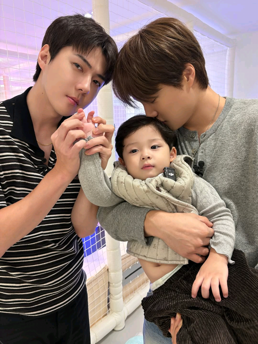 bayi jaga bayi🥰🤏🏻 #sehun #sehunexo #kai #exo  #fyp 