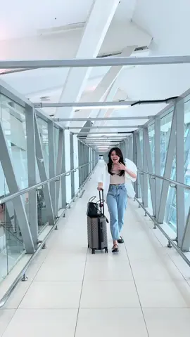 2 hari di Penang, 1 wajah baru yang glowing banget! ✨ Aku terbang ke Malaysia untuk PRP treatment di @DrChongClinic — cuma 50 menit dari Medan! Self-care Trip to Penang! 🇲🇾 Bukan cuma holiday & kulineran, aku juga coba PRP Treatment di Dr Chong Clinic 💉 Hasilnya? Kulit langsung fresh & glow, efek jangka panjangnya makin wow!  Holiday + Treatment = Perfect Combo  👉 Book your PRP experience at Dr Chong Clinic sekarang! #MedanToPenangWithDrChongClinic #FlyToGlowWithDrChongClinic #PenangBeautyEscape