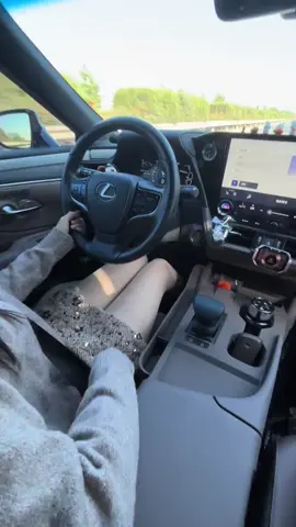 Mua phụ kiện xe vào dỏ hàng tuii nha #yeucongnghe #mexesang #thuvuimoingay 