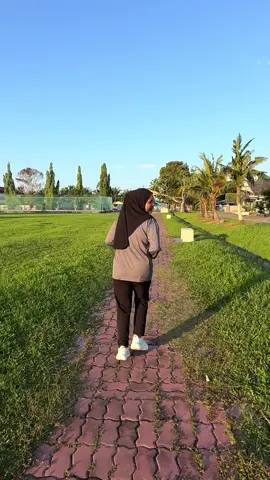 Hati yang terluka kaki jadi mangsa 😆 #fyp 