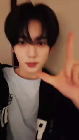 that's my baby ❤ #fyp #boyfriend #zerobaseone #hanyujin #yujin @ZEROBASEONE 