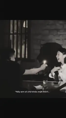 Anh vẫn ở đây, lặng lẽ bảo vệ em. Như cách anh vẫn luôn làm ❤️❤️❤️ #quanglinhthuytien #phamquanglinh #quanglinhvlog #nguyenthucthuytien #thuytien 