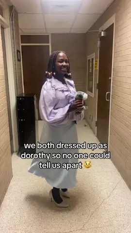 happy halloween from the dorothy verse 😼😼😼 #thewiz #dorothy #easeondowntheroad #halloween #college 