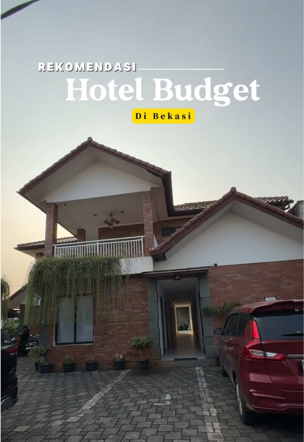 Hotel Budget di Bekasi yang tempatnya nyaman banget, ada kolam renangnya bisa healing tipis2 😍😍 Kyanya tiap bulan nginep disini seru deh 😍 pesennya juga pake aplikasi RedDoorz aja dan pakai kode Promo YUKNGINEP auto dapet potongan harga. Aku suka aku suka #redtravelers #reddoorzid #bukasemuapintu #reddoorz #hotelbekasi 