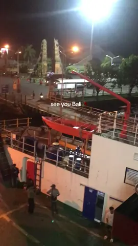 jane emoh muleh tapi, buk aku pulang🙂 #pelabuhangilimanuk #pulaujawa #anakrantau @A N A K B A I K🥀 