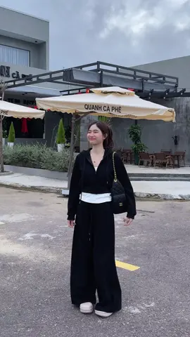 “Một nụ cười hiền, có thể làm ấm cả mùa đông..”🧸🫶🏻⛄️