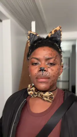 Yes the dots on my lip a a little jacked shut up though #halloween #costumecontest #leopard 