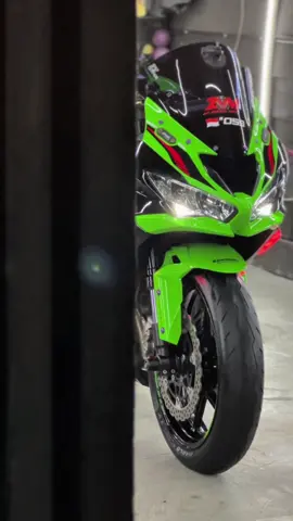 DONE KETUA ZX-6R NANO CERAMIC COATING DOUBLE LAYER😍😍 #zx6R #zx636 #zx6r636 #mr_project #detailing 