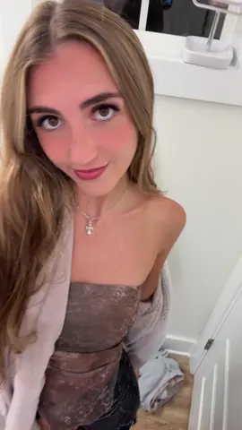 draft from her bathroom bc #whatdidimiss #imissemily