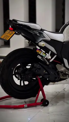 සැපේ ඉන්න ඒවා 😁🤍#onemillionaudition #fzridersclub🇱🇰 #trending #fypシ #virltiktok 