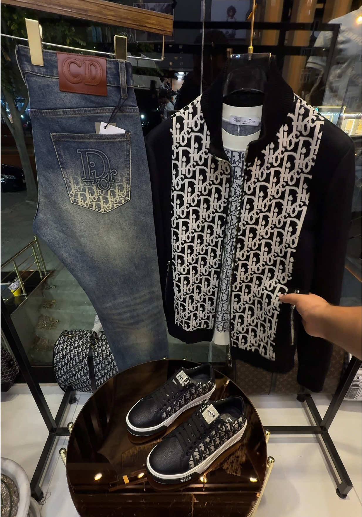 #beniöneçıkart #tiktokviral #viraltiktok #tiktokshop 