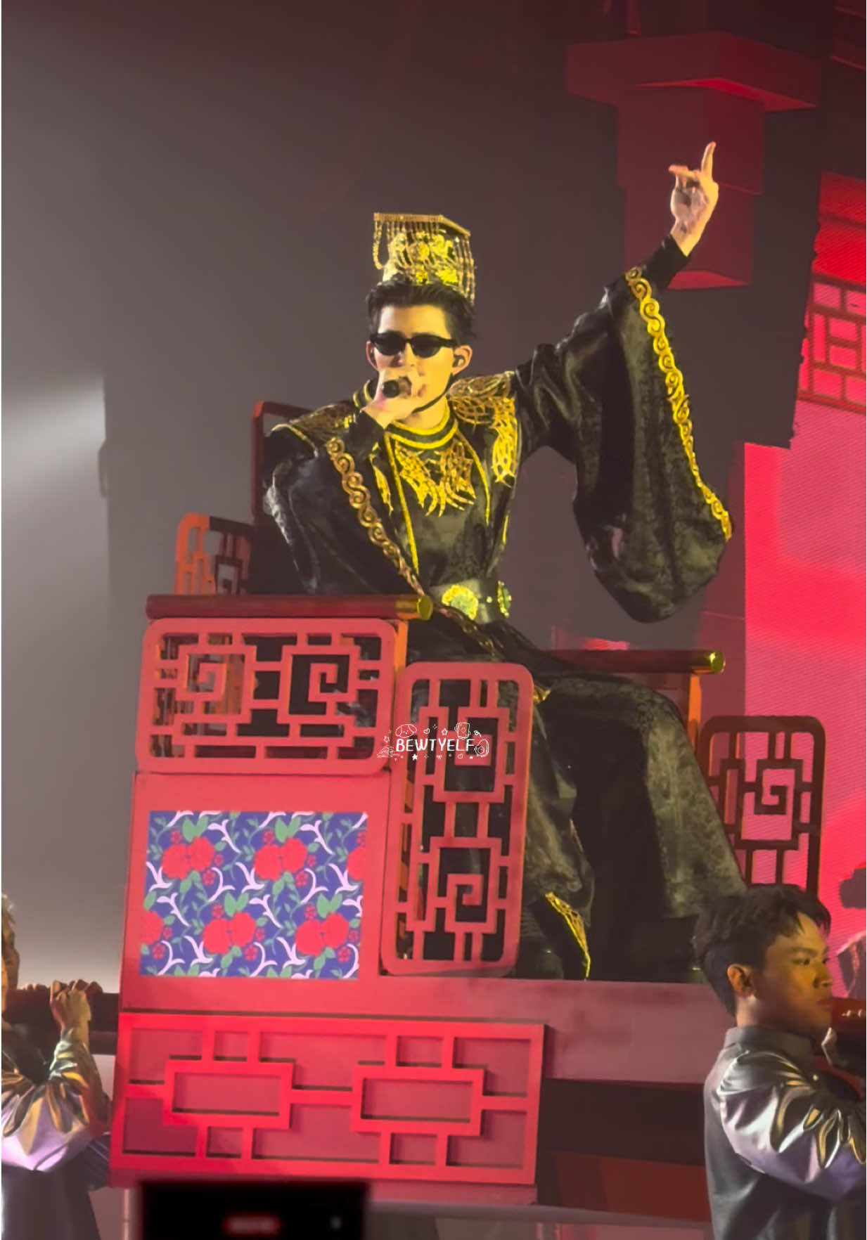 เพลงนี้ได้มาก🤣😆🥺 @ppnaravit  #pondphuwinfancond1 #pondphuwinfancon #ปอนด์ภูวินทร์ #ppnaravit #phuwintang 