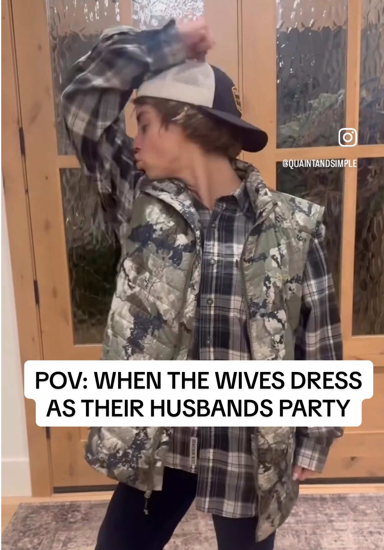 So many zaddys, such little time 🥵🔥 #halloweencostume ##dressasyourspouse##crossdressing##ladiesnight##fyp