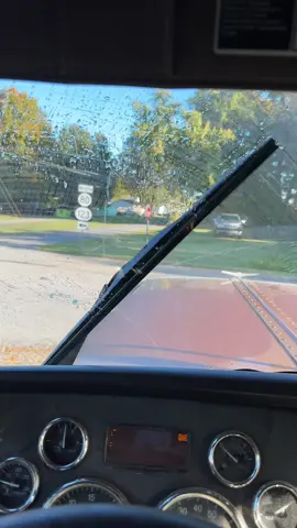 #trucks #car #rv #fyp #windshieldcleaning 